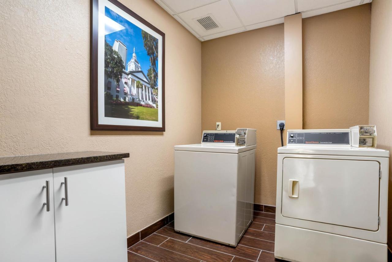 Comfort Suites Tallahassee Capitol - University Area Kültér fotó