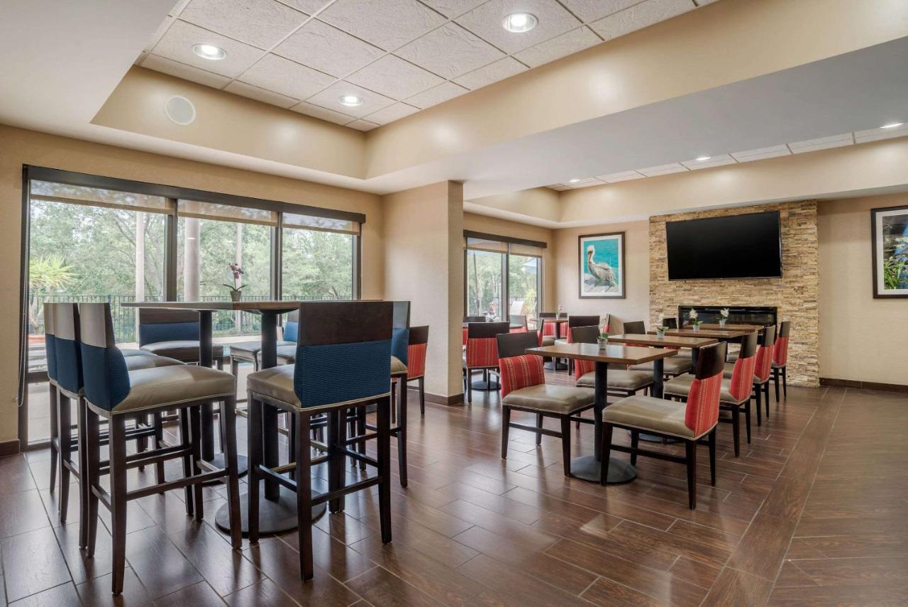 Comfort Suites Tallahassee Capitol - University Area Kültér fotó