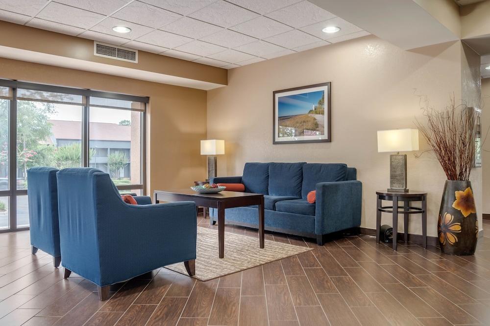 Comfort Suites Tallahassee Capitol - University Area Kültér fotó