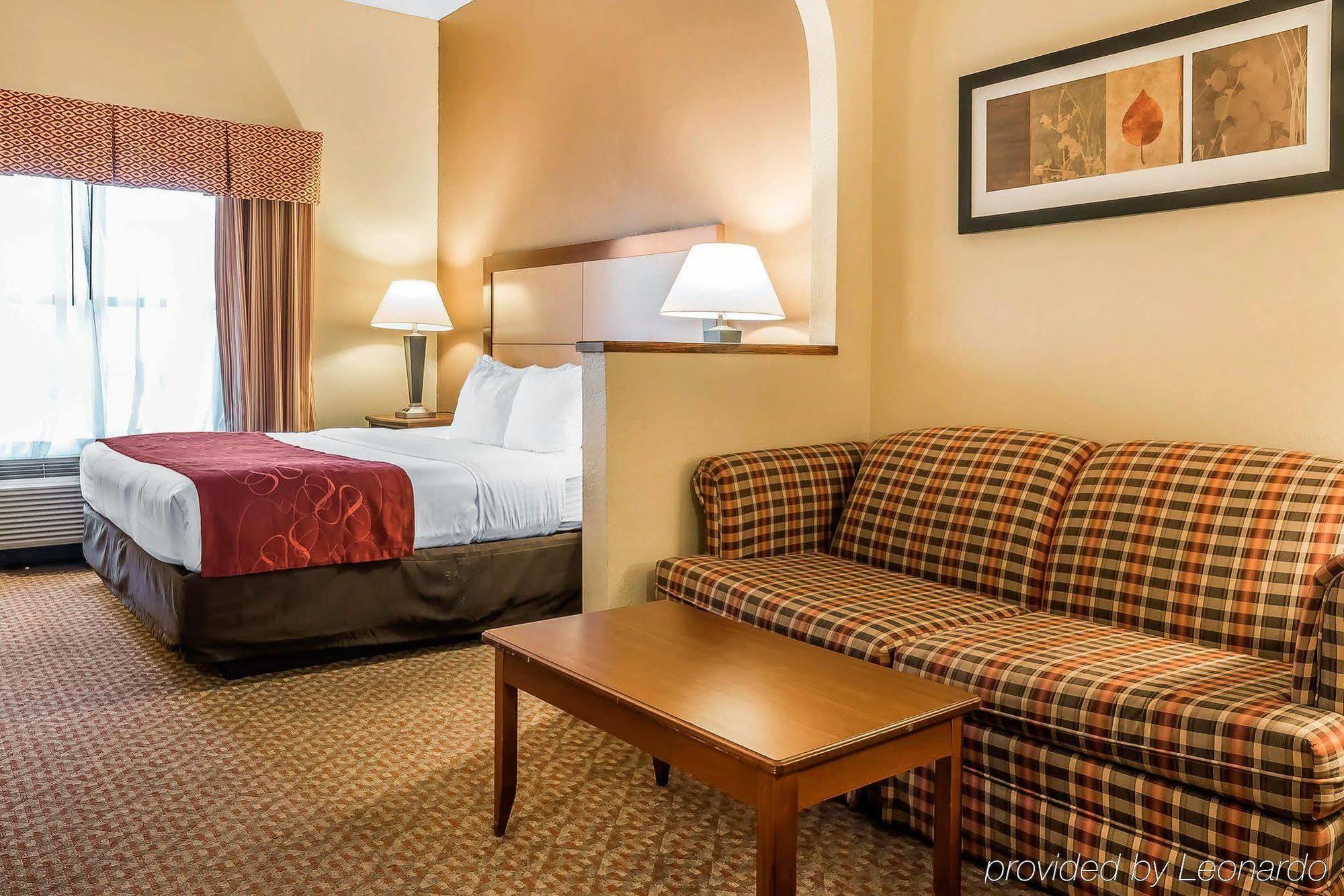 Comfort Suites Tallahassee Capitol - University Area Kültér fotó